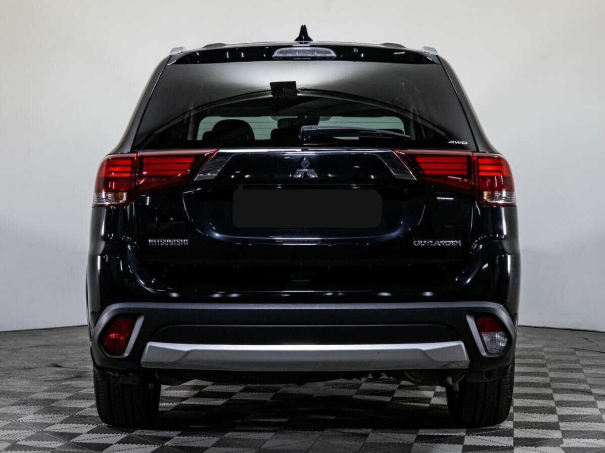 Mitsubishi Outlander 2017 года с пробегом. Фото: #5