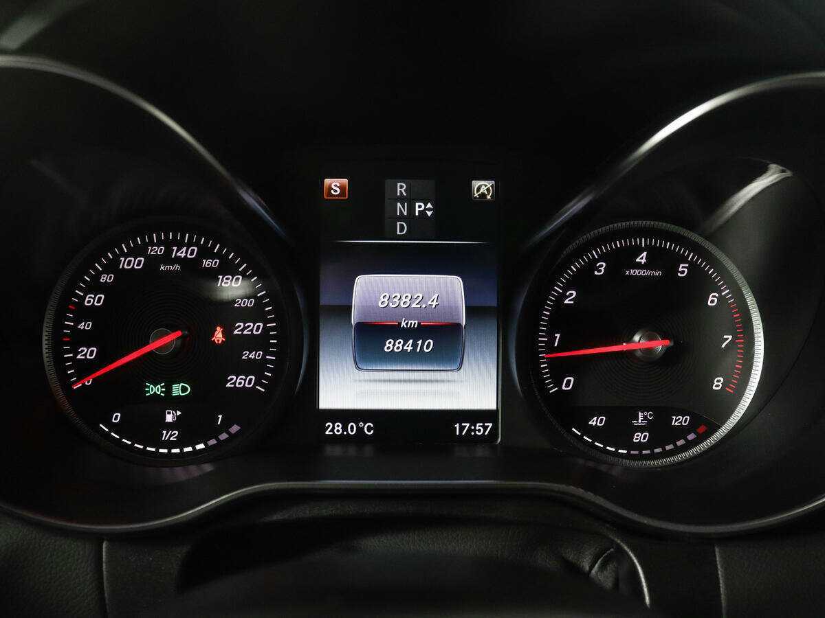 Mercedes-Benz C-Класс 2017 года с пробегом. Фото: #8