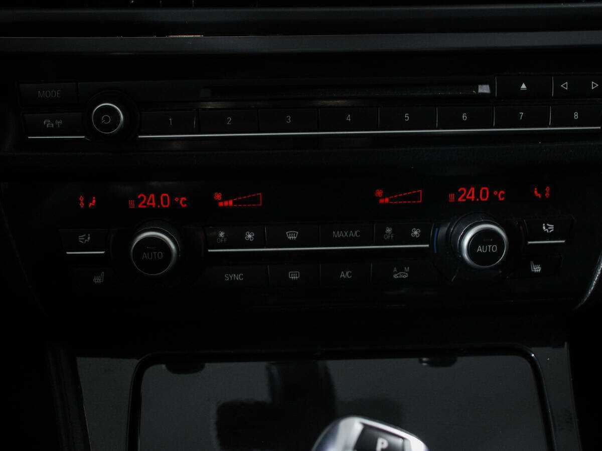 BMW 5 серии 2013 года с пробегом. Фото: #8