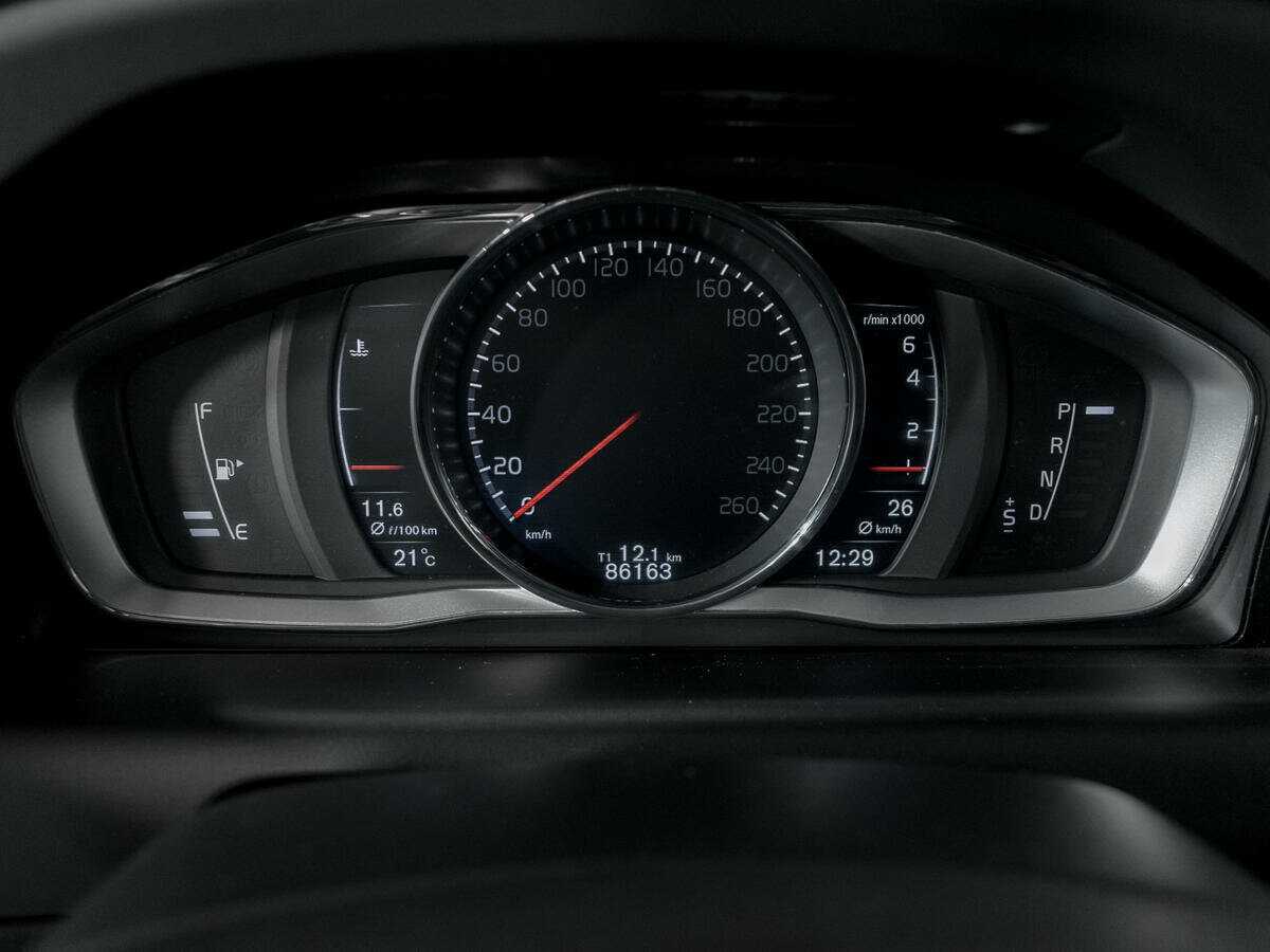 Volvo XC60 2016 года с пробегом. Фото: #10