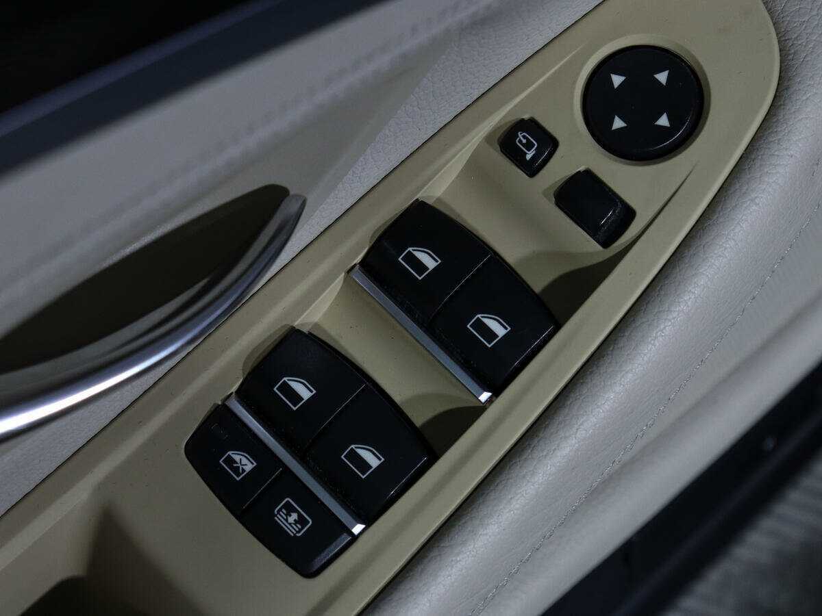 BMW 5 серии 2012 года с пробегом. Фото: #18