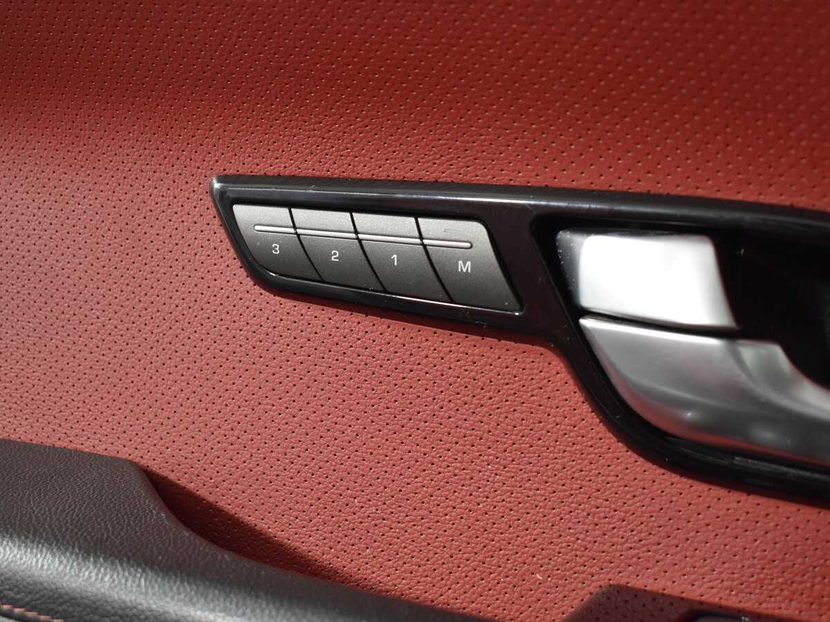 Land Rover Range Rover Evoque 2015 года с пробегом. Фото: #9