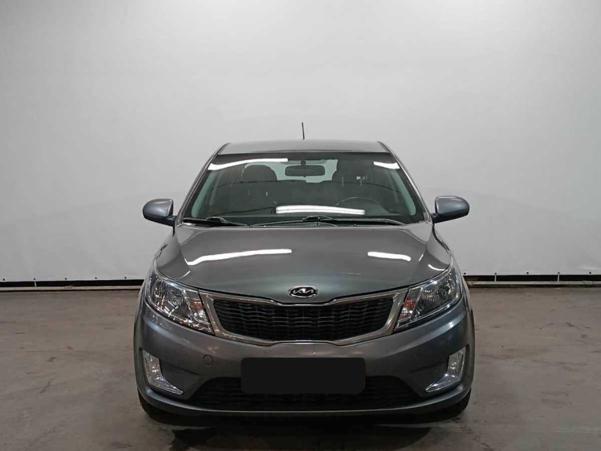 Б/У Киа Рио 2015 года. Фото: #1