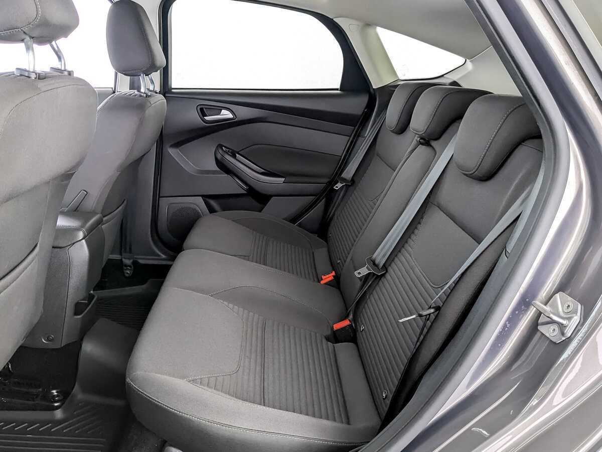 Ford Focus 2018 года с пробегом. Фото: #9