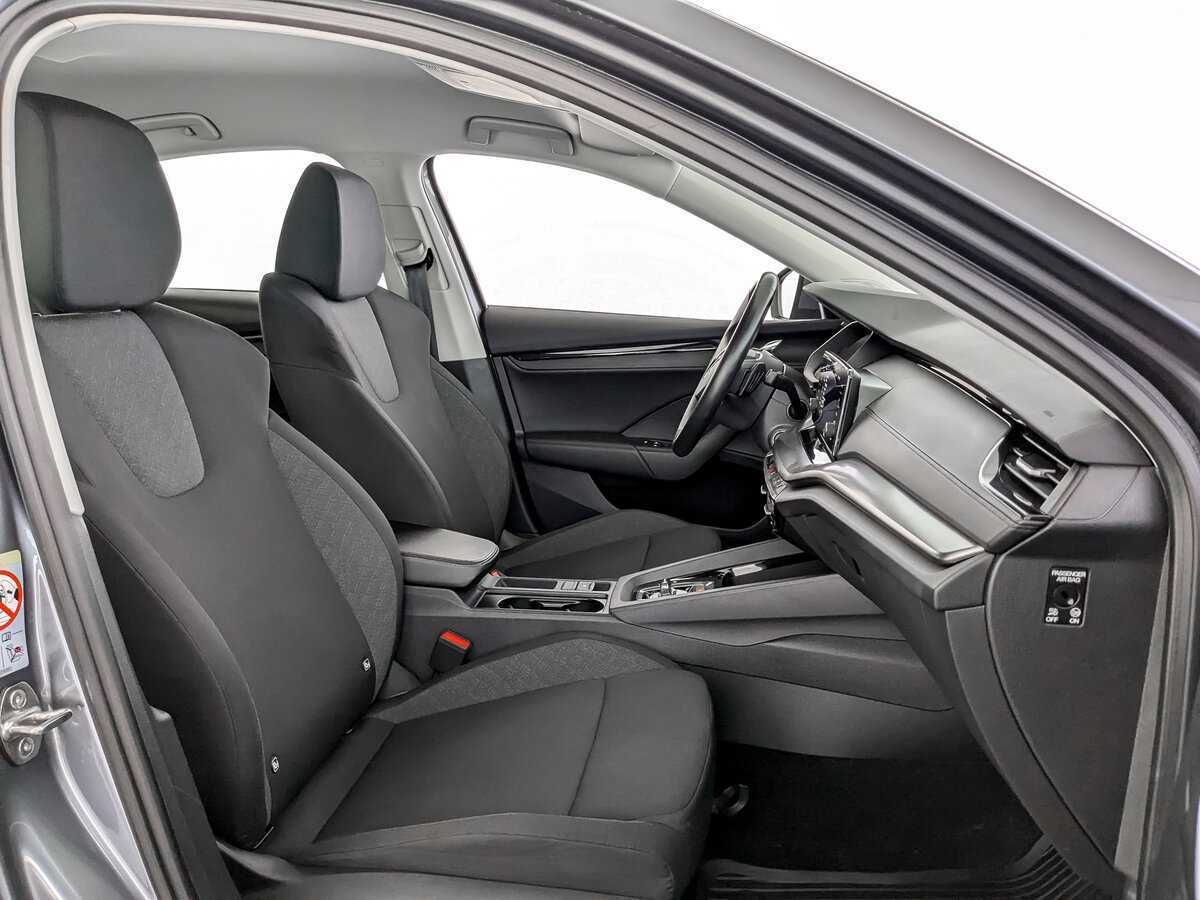 Skoda Octavia 2021 года с пробегом. Фото: #18