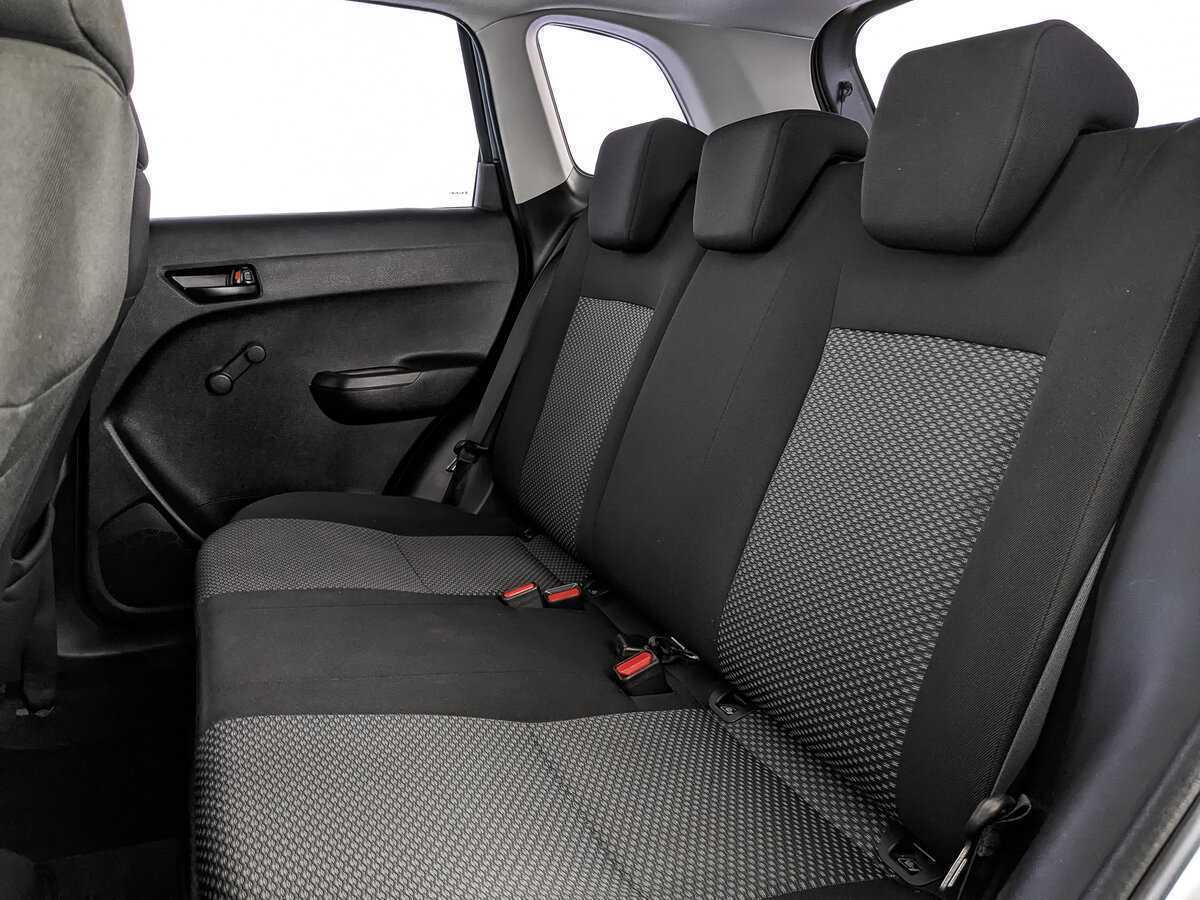 Suzuki Vitara 2017 года с пробегом. Фото: #13