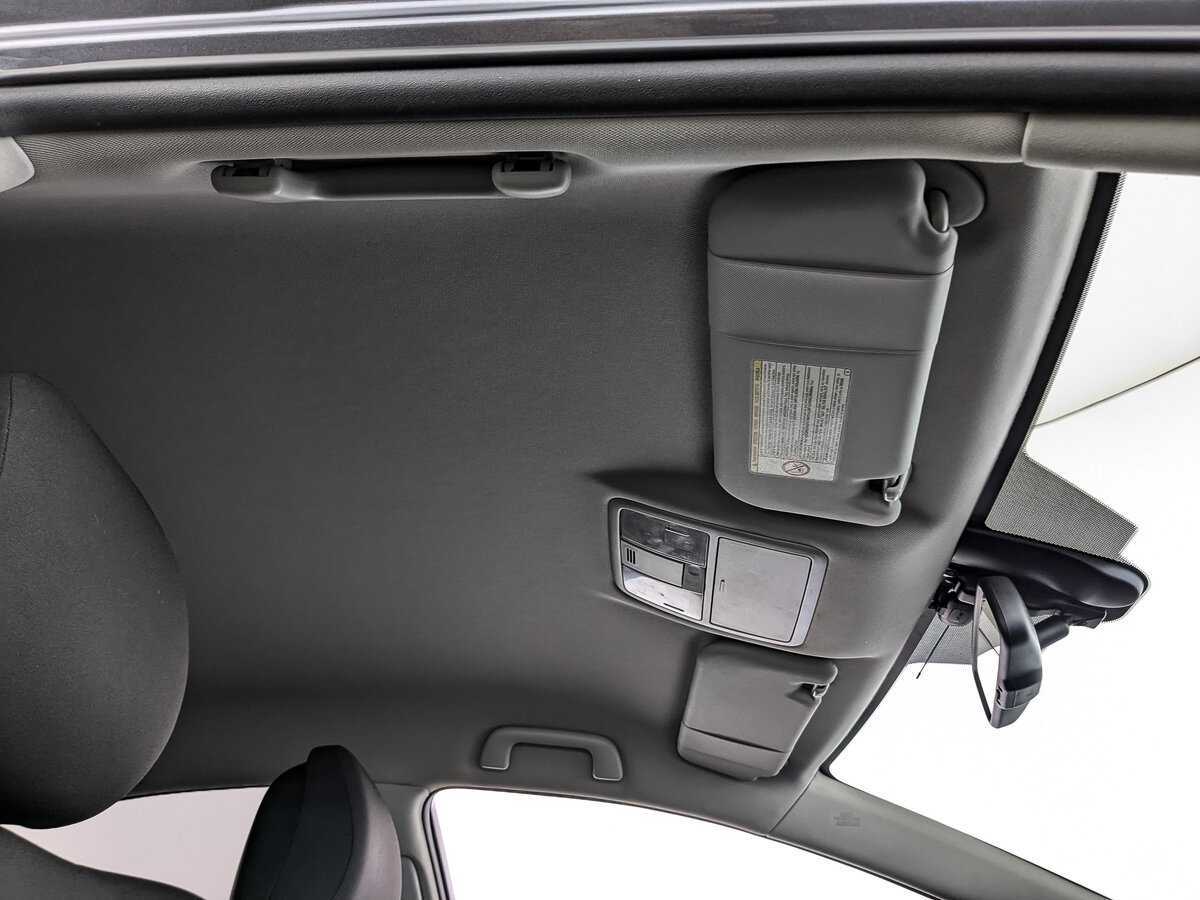 Toyota Avensis 2012 года с пробегом. Фото: #17