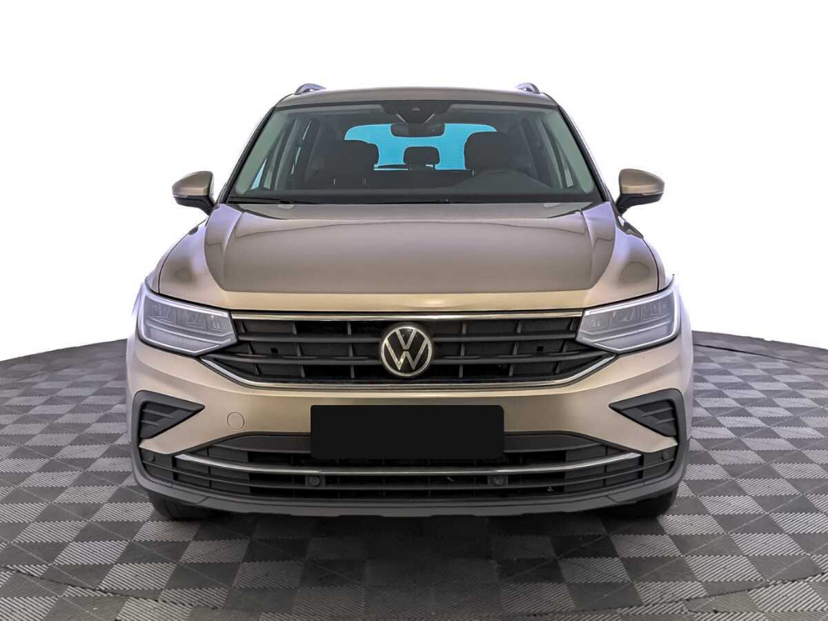 Volkswagen Tiguan 2021 года с пробегом. Фото: #1