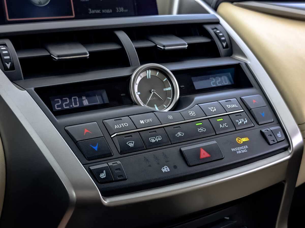 Lexus NX 2016 года с пробегом. Фото: #16