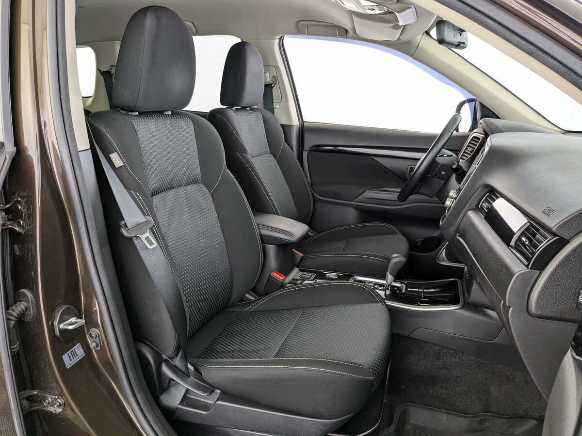 Mitsubishi Outlander 2022 года с пробегом. Фото: #12