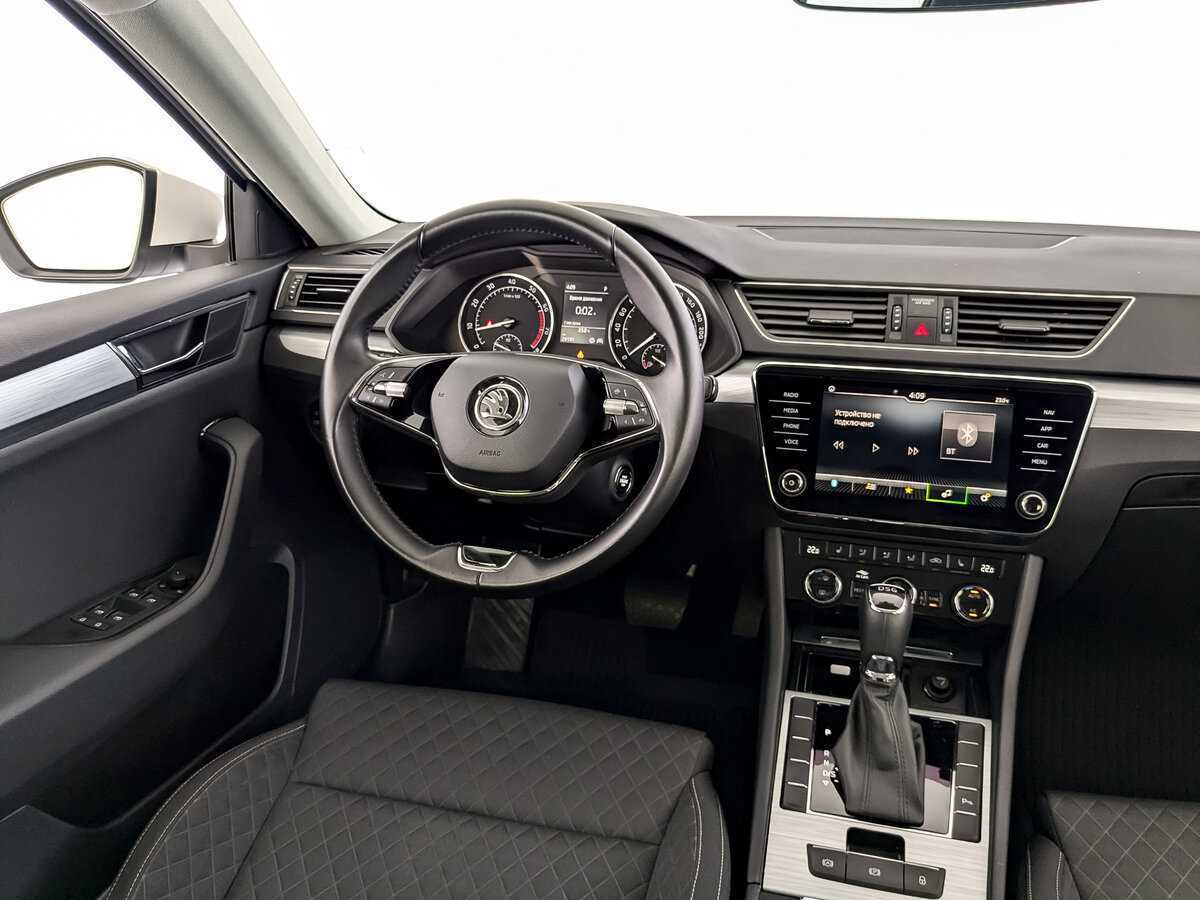Skoda Superb 2021 года с пробегом. Фото: #21