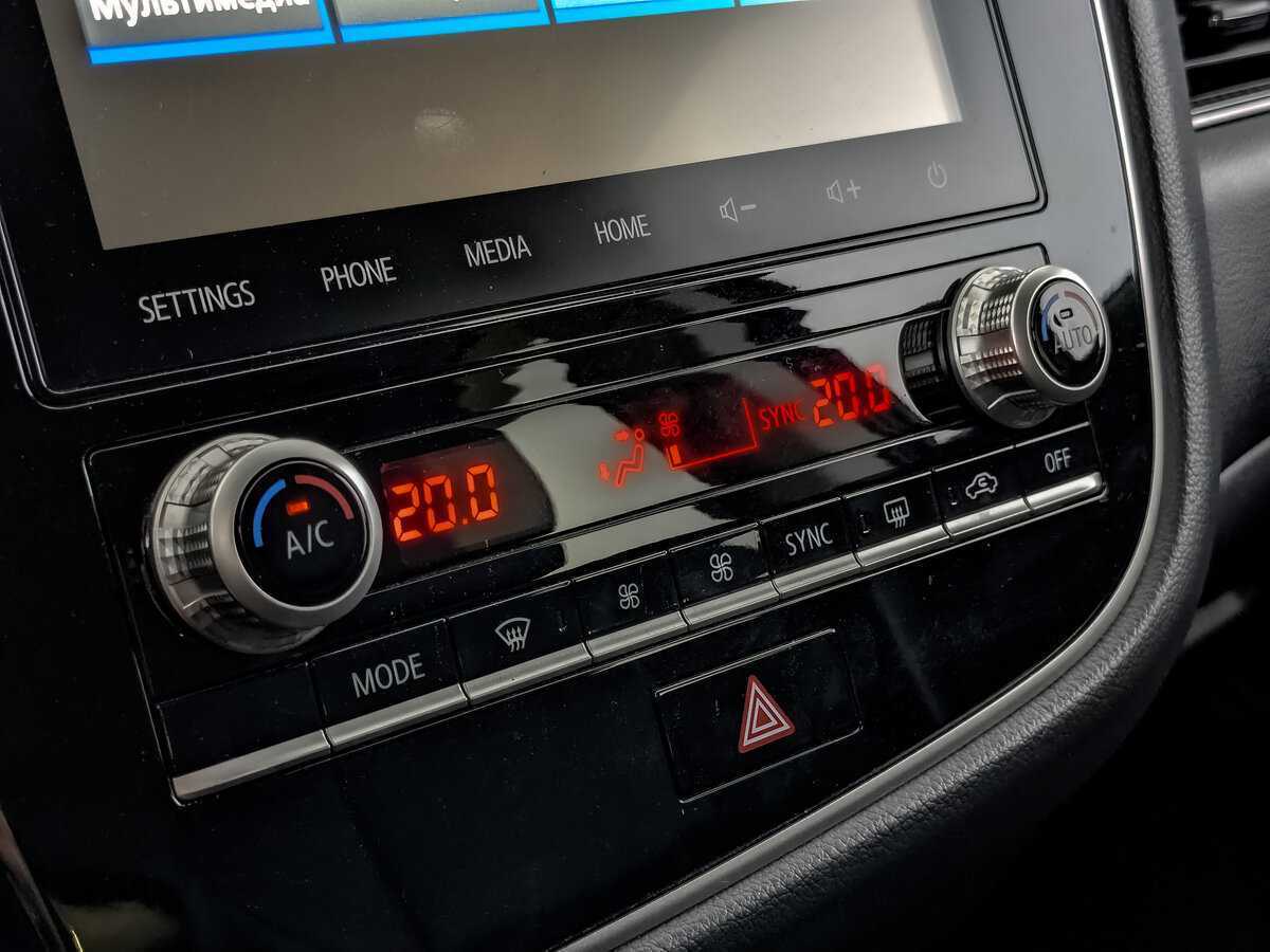 Mitsubishi Outlander 2022 года с пробегом. Фото: #22