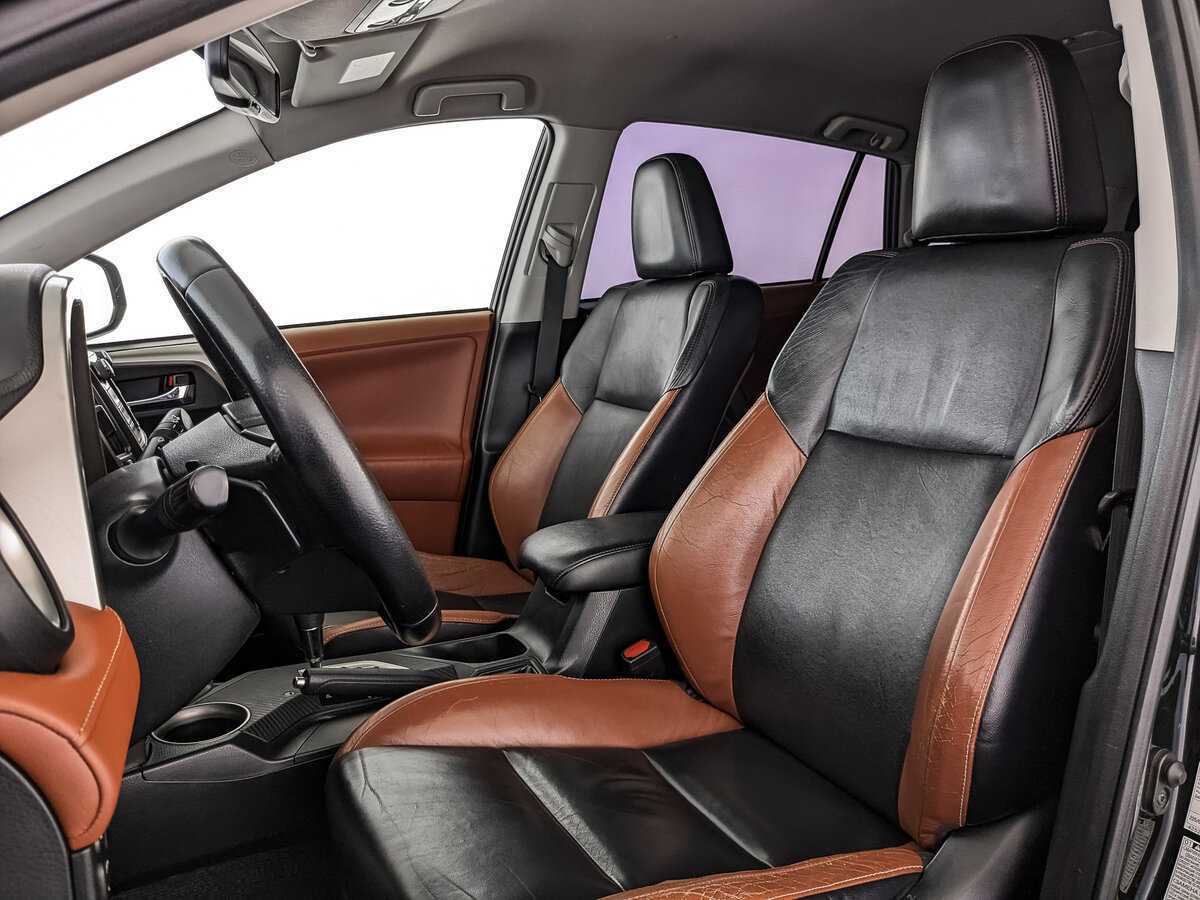 Б/У Тойота Рав4 2013 года. Фото: #15