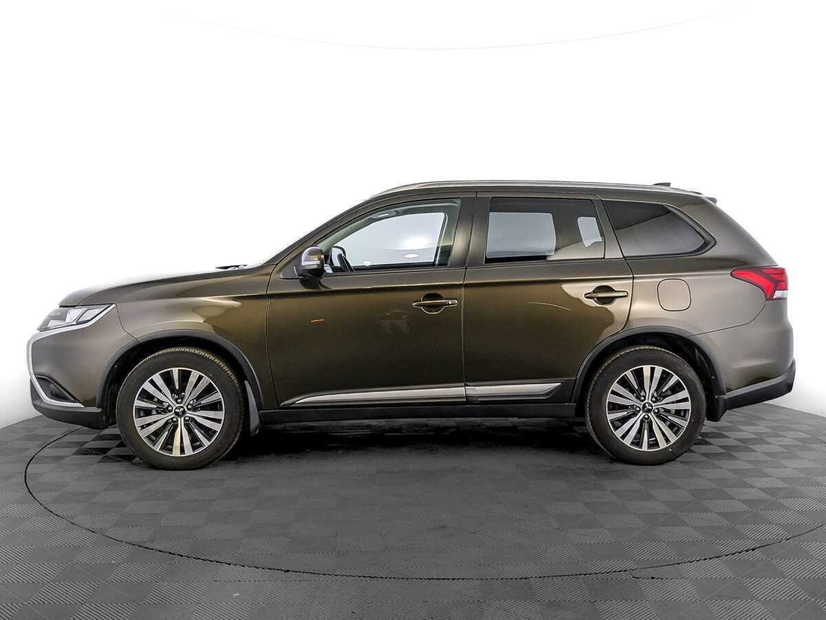 Mitsubishi Outlander 2021 года с пробегом. Фото: #7