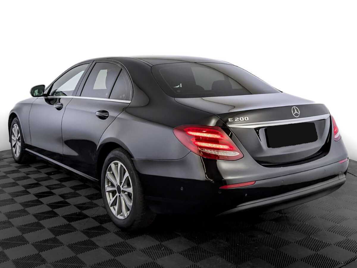 Mercedes-Benz E-Класс 2018 года с пробегом. Фото: #6