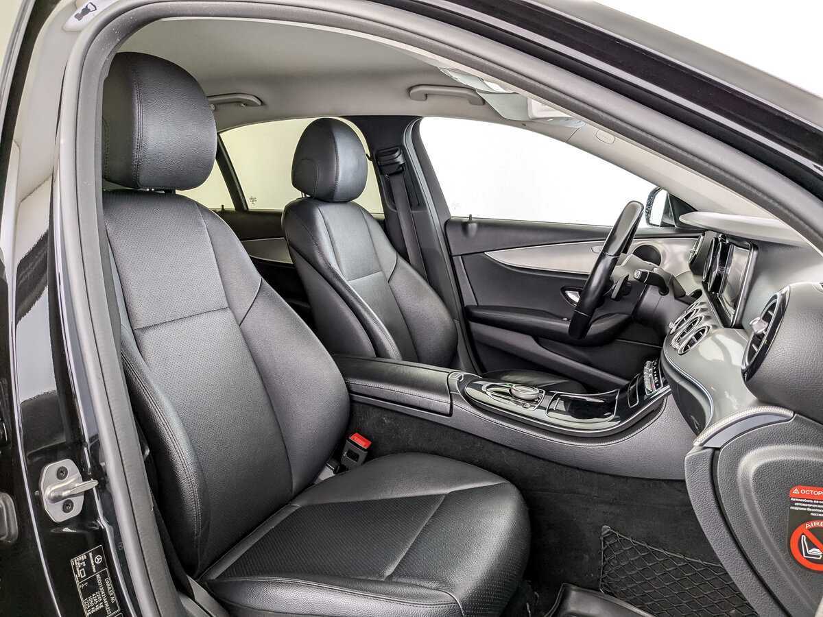 Mercedes-Benz E-Класс 2018 года с пробегом. Фото: #19