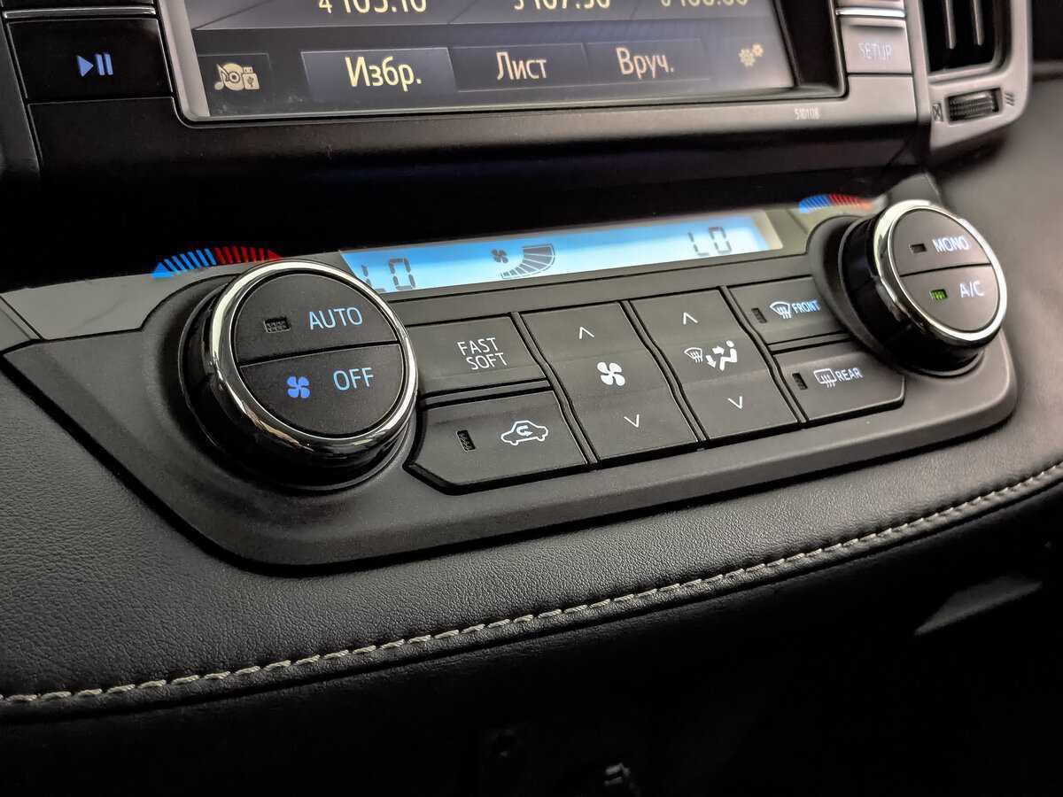 Toyota RAV4 2017 года с пробегом. Фото: #16