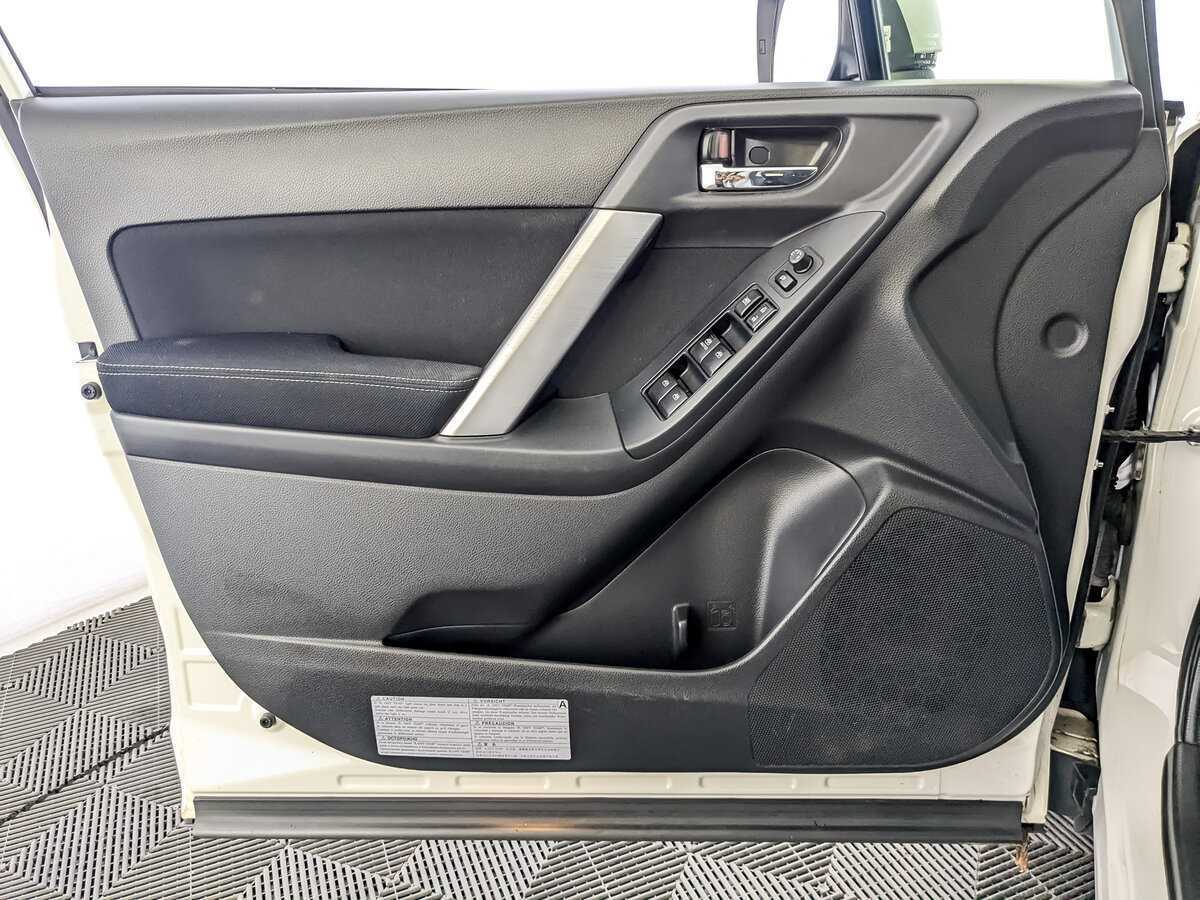 Subaru Forester 2015 года с пробегом. Фото: #13