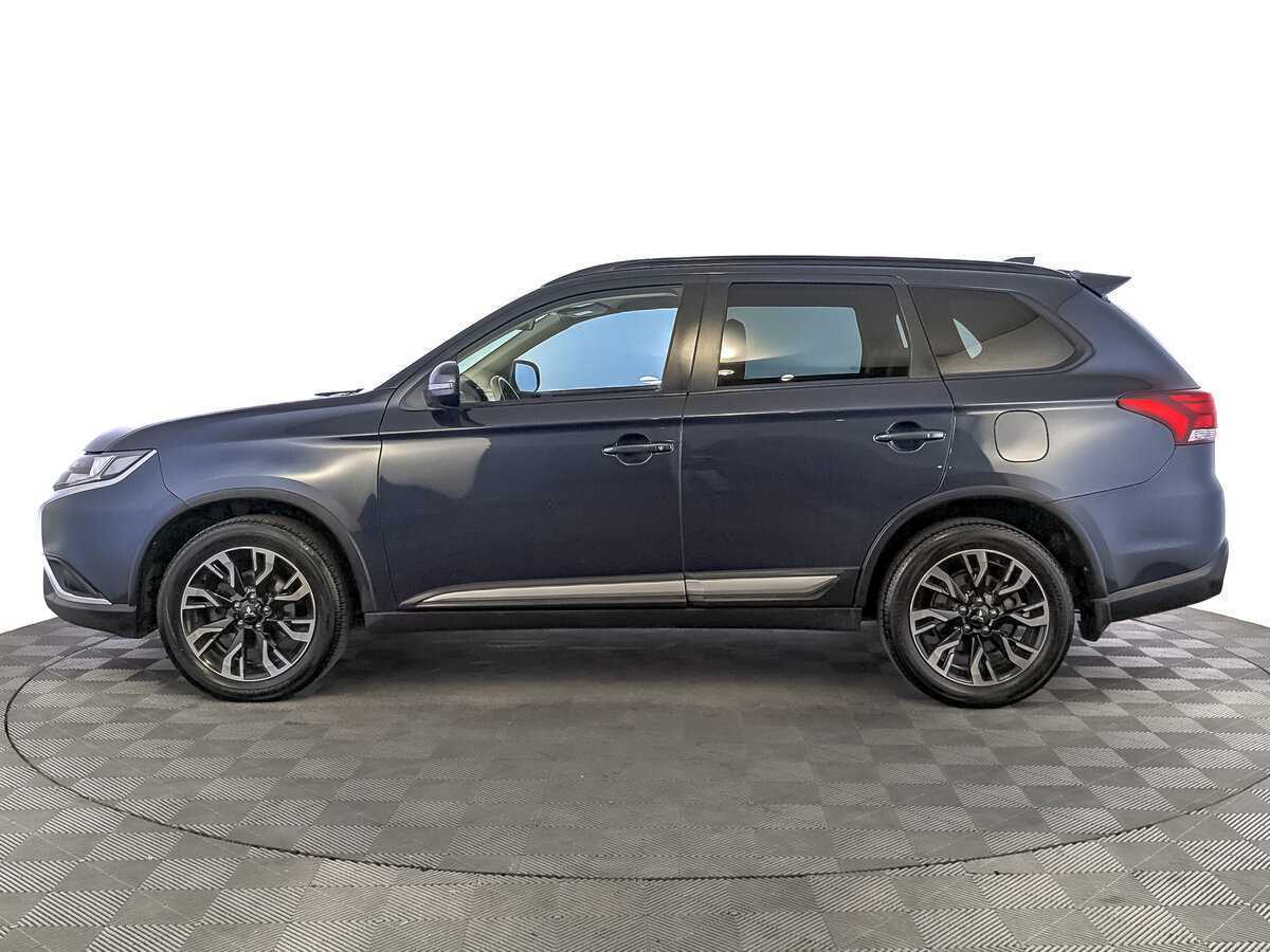 Mitsubishi Outlander 2021 года с пробегом. Фото: #7