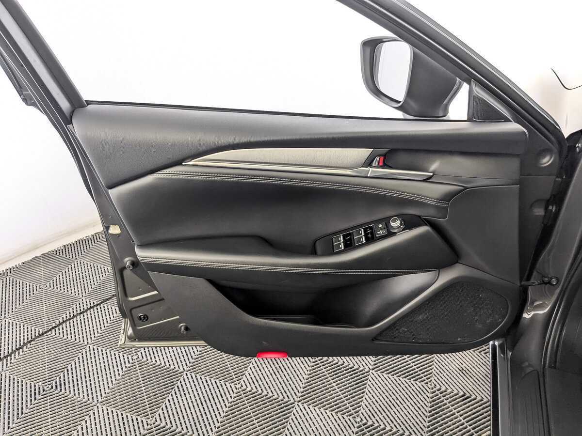 Mazda 6 2021 года с пробегом. Фото: #14