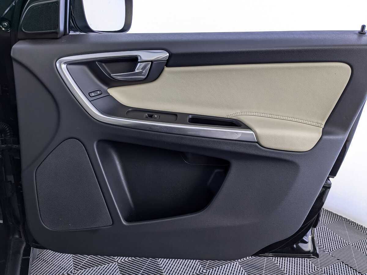 Volvo XC60 2017 года с пробегом. Фото: #20