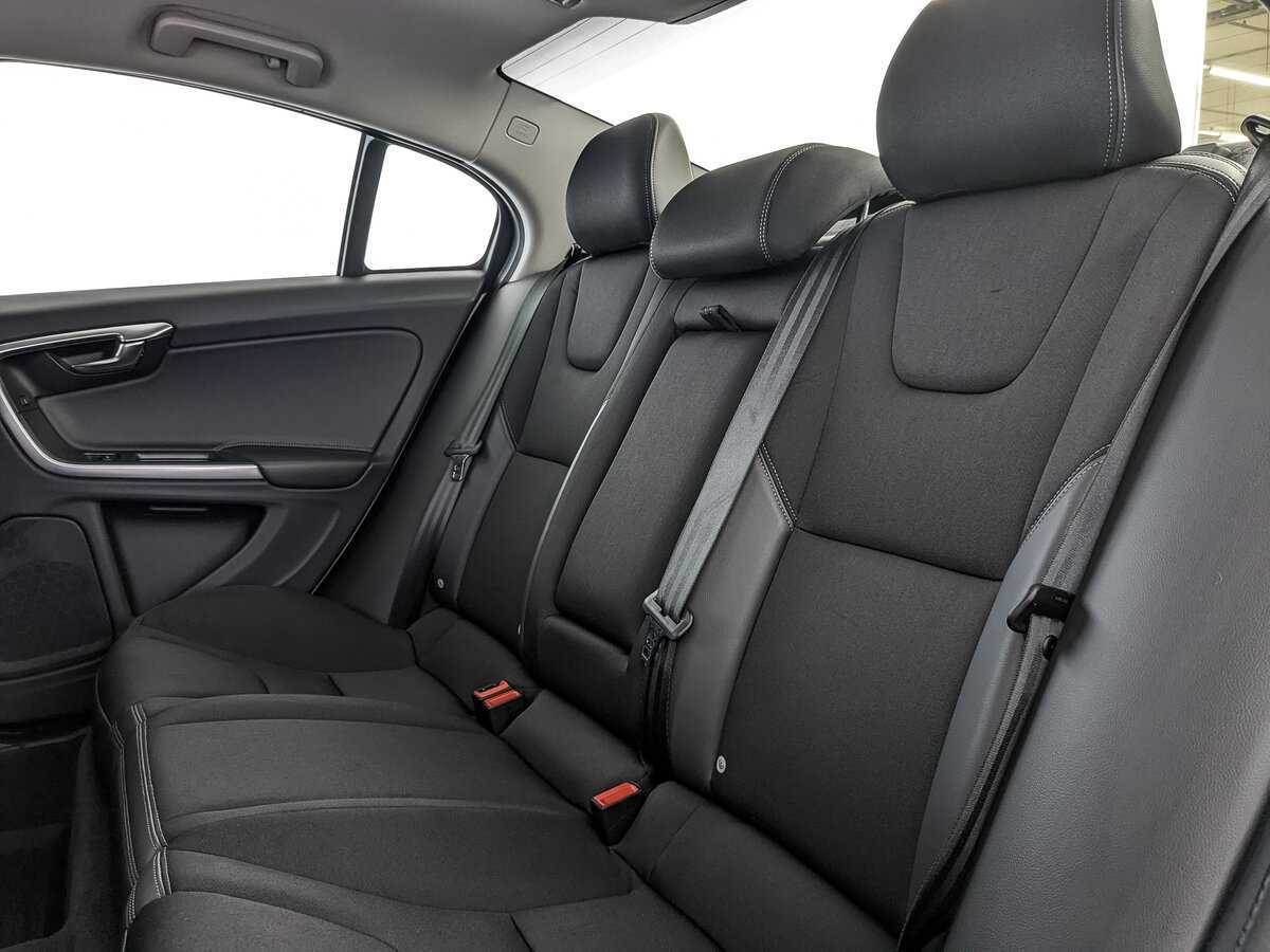 Volvo S60 2017 года с пробегом. Фото: #12