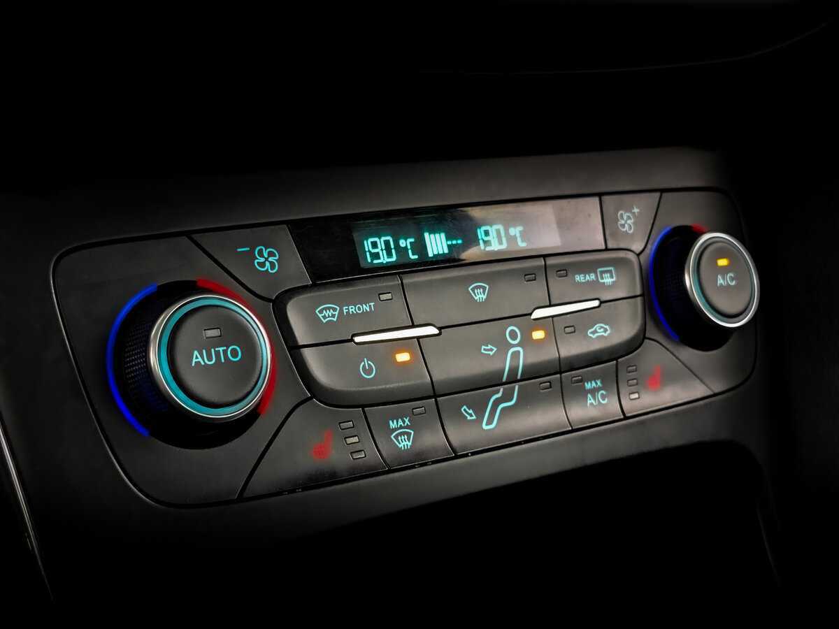 Ford Focus 2017 года с пробегом. Фото: #20