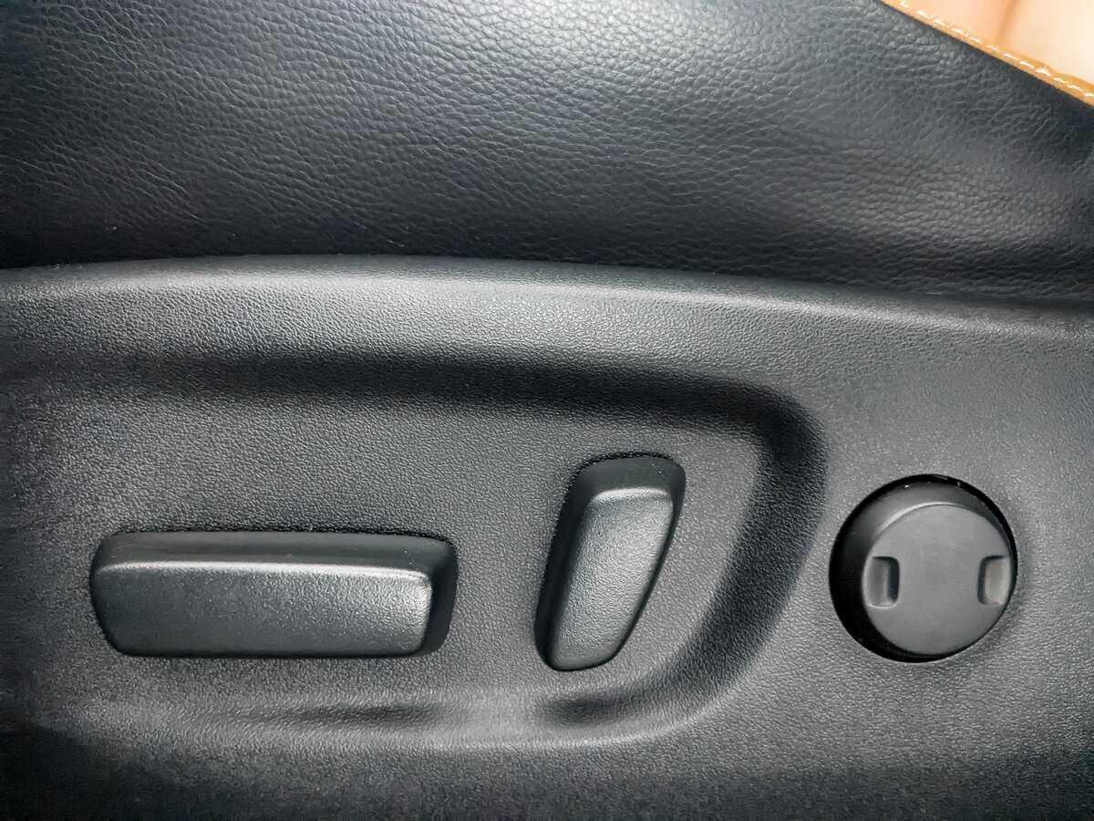 Toyota RAV4 2017 года с пробегом. Фото: #23