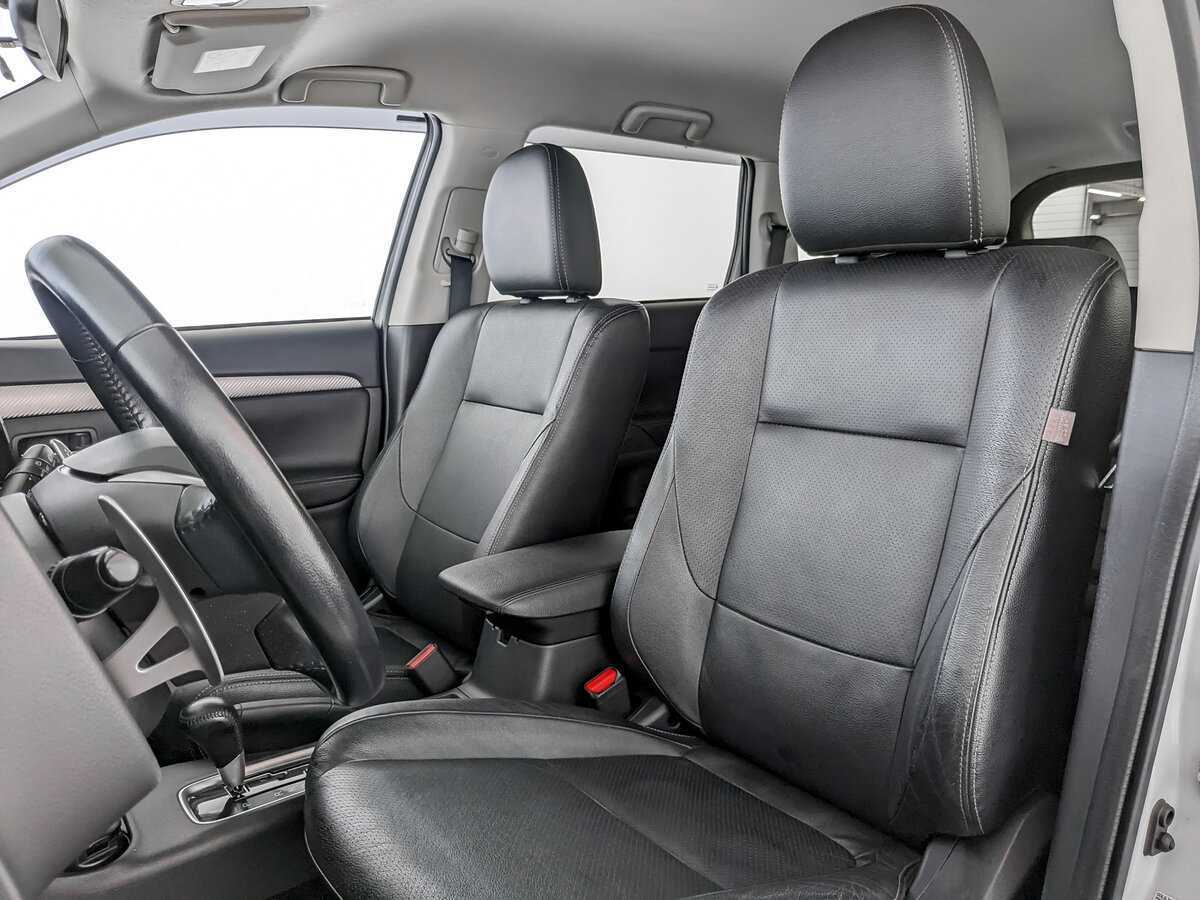 Mitsubishi Outlander 2014 года с пробегом. Фото: #15