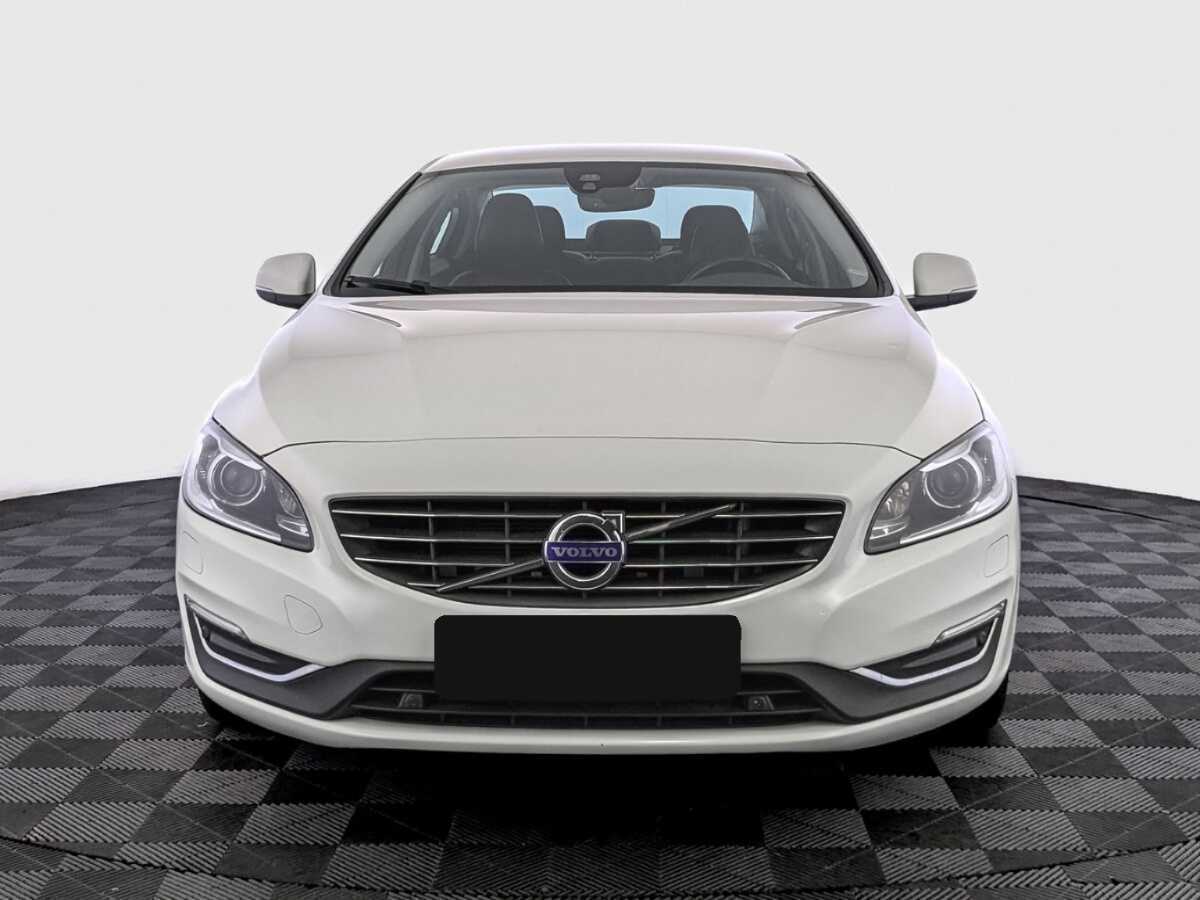 Volvo S60 2016 года с пробегом. Фото: #1