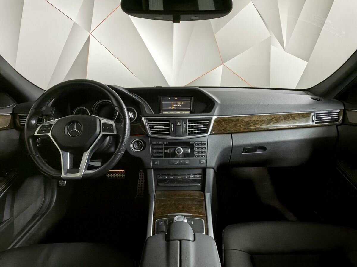 Mercedes-Benz E-Класс 2012 года с пробегом. Фото: #9