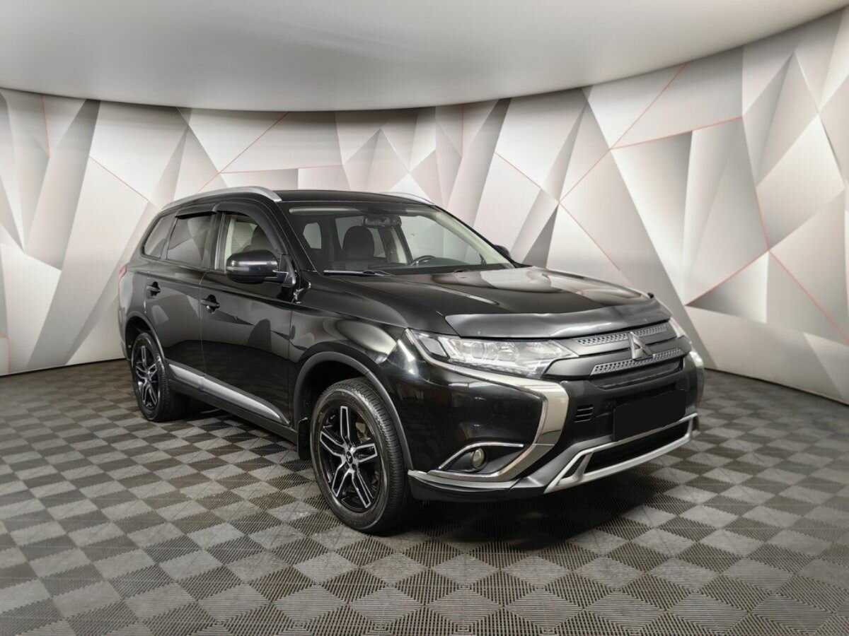 Mitsubishi Outlander 2019 года с пробегом. Фото: #2