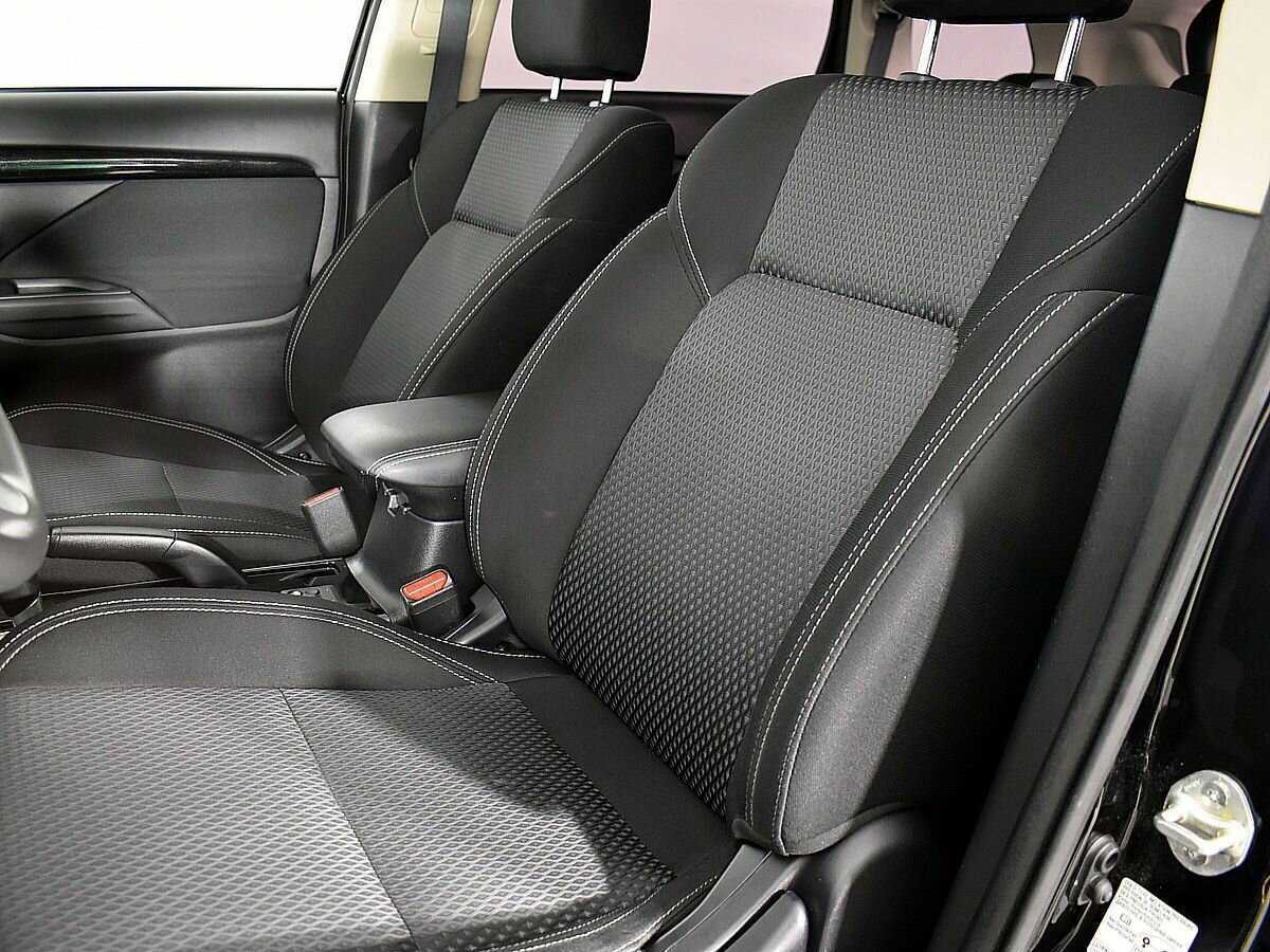 Mitsubishi Outlander 2020 года с пробегом. Фото: #7