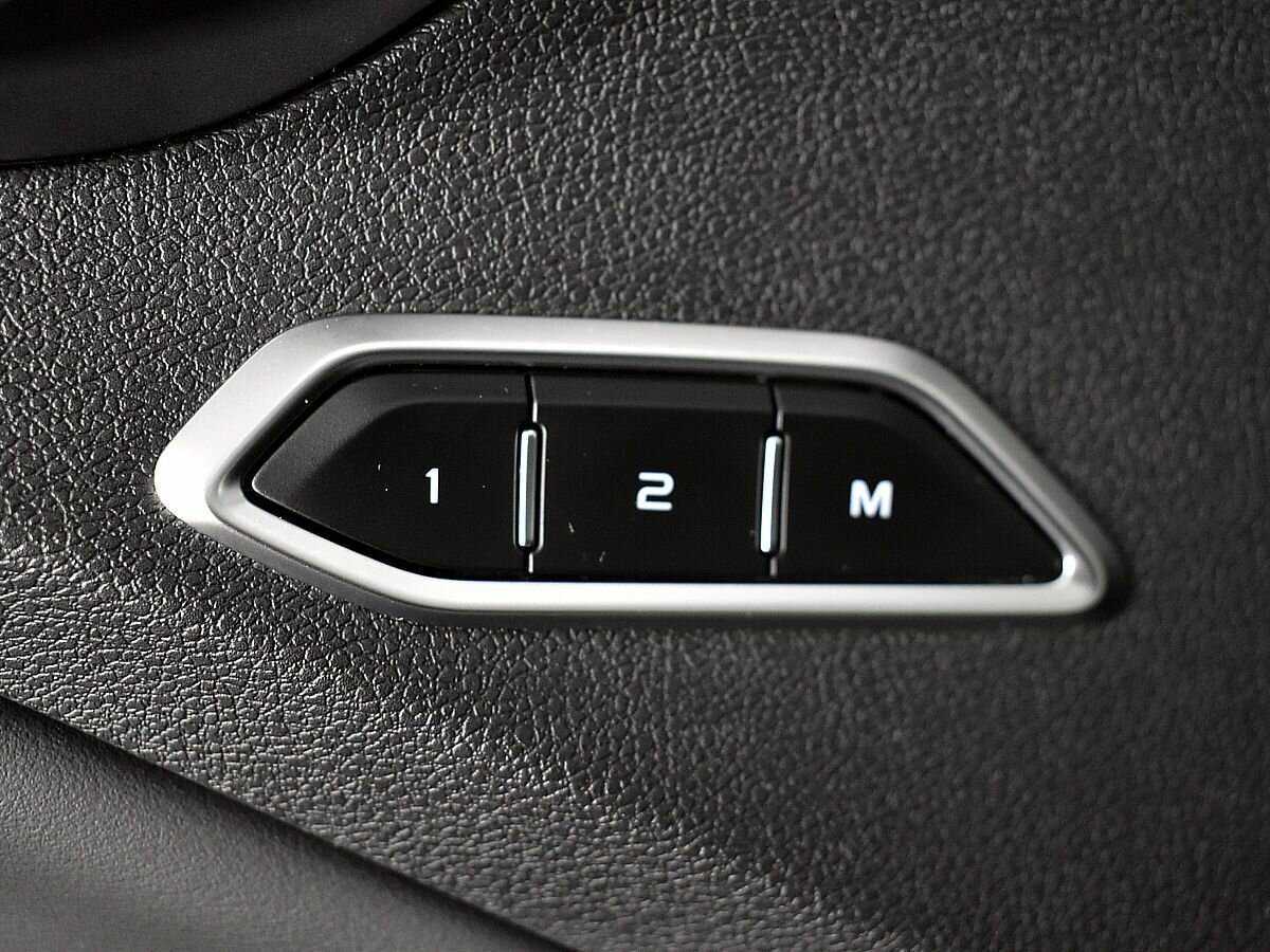 Geely Tugella 2021 года с пробегом. Фото: #16