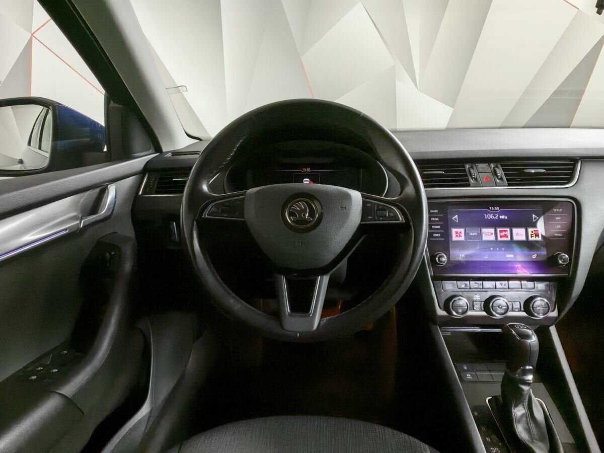 Б/У Шкода Октавия 2019 года. Фото: #14