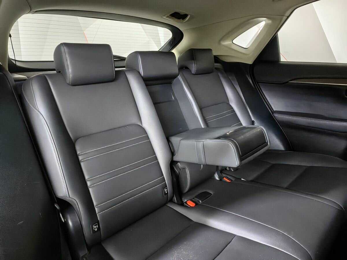 Lexus NX 2016 года с пробегом. Фото: #12