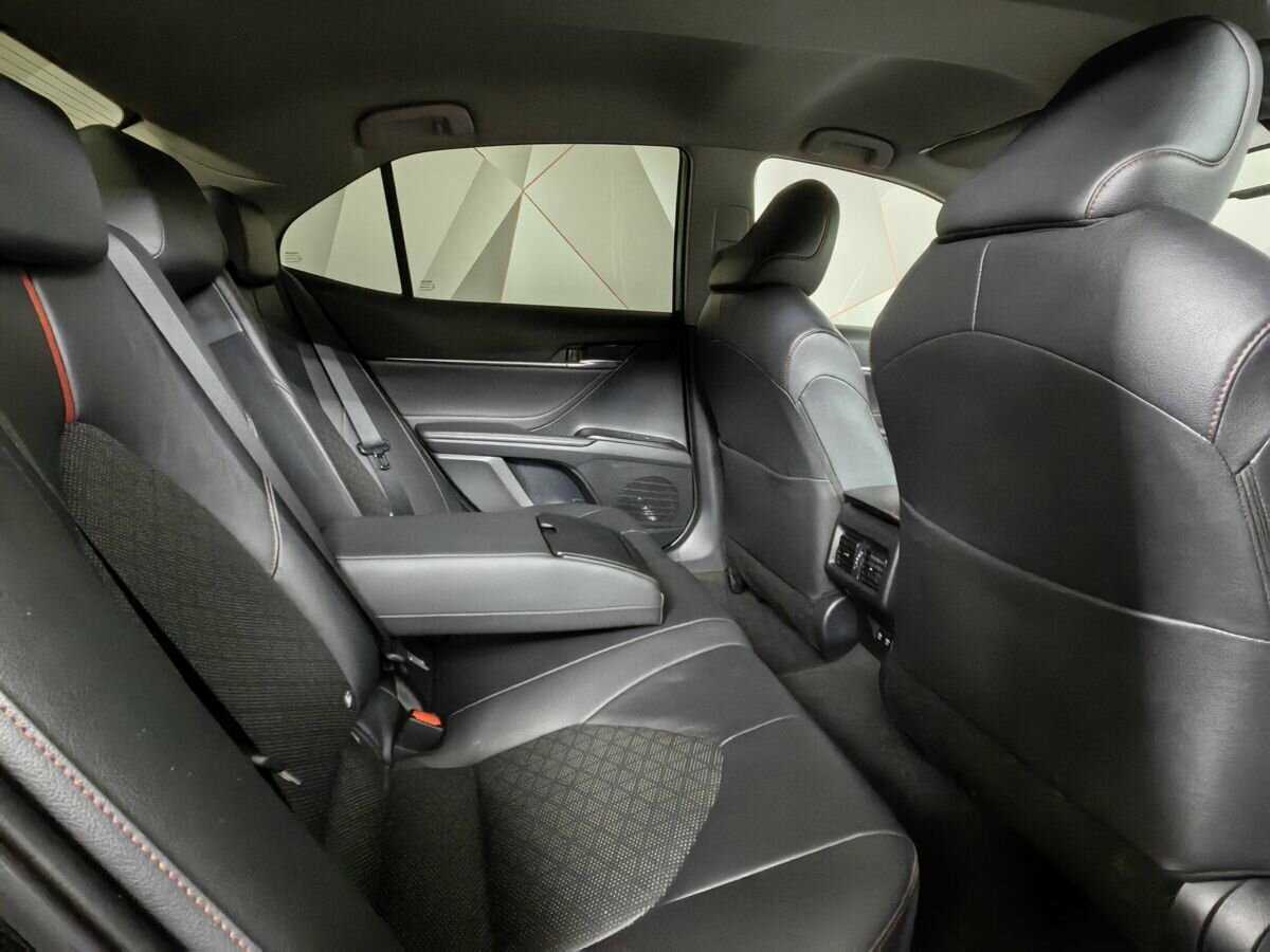 Toyota Camry 2021 года с пробегом. Фото: #11