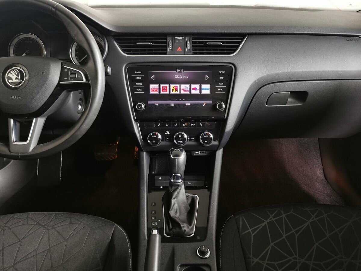 Б/У Шкода Октавия 2020 года. Фото: #10