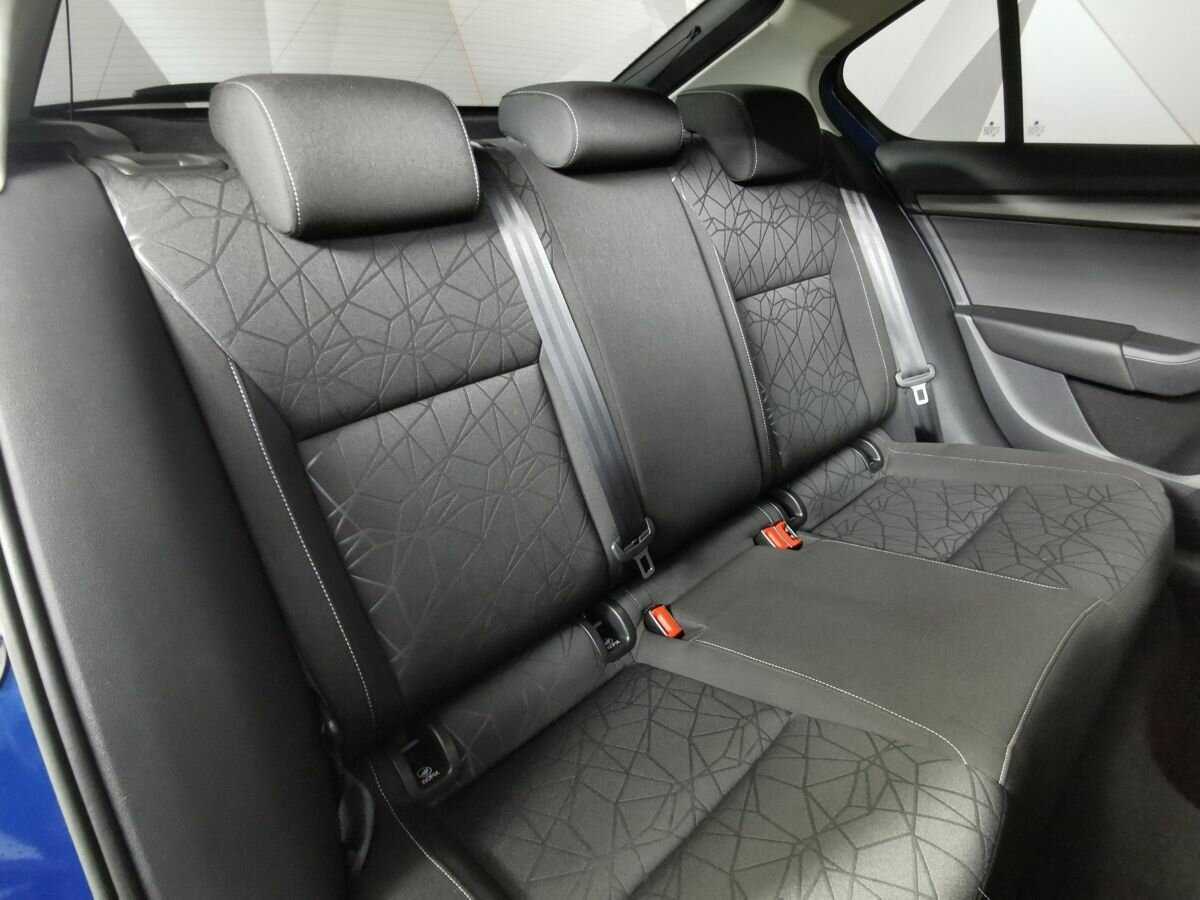 Б/У Шкода Октавия 2020 года. Фото: #12