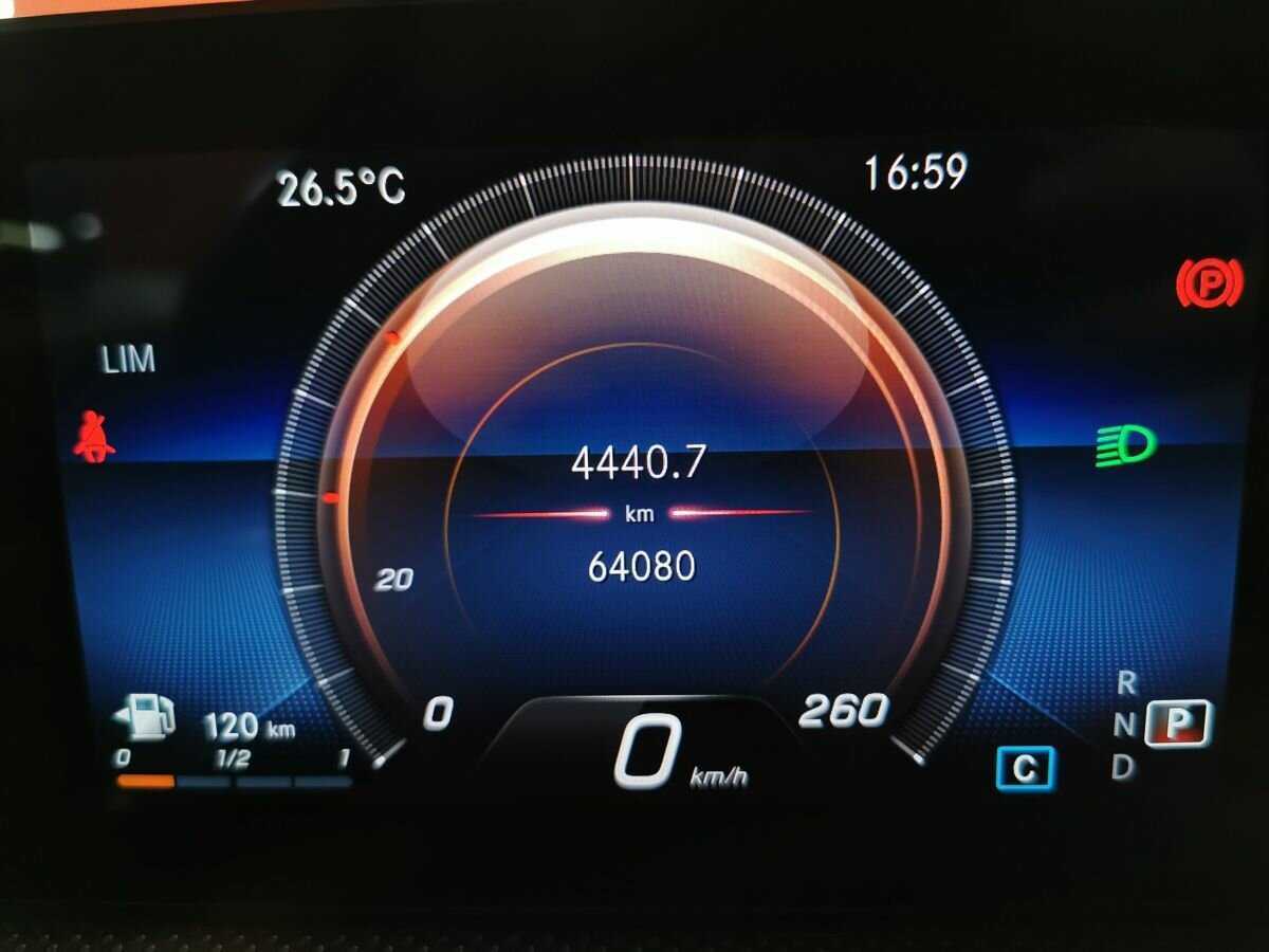 Mercedes-Benz A-Класс 2021 года с пробегом. Фото: #15