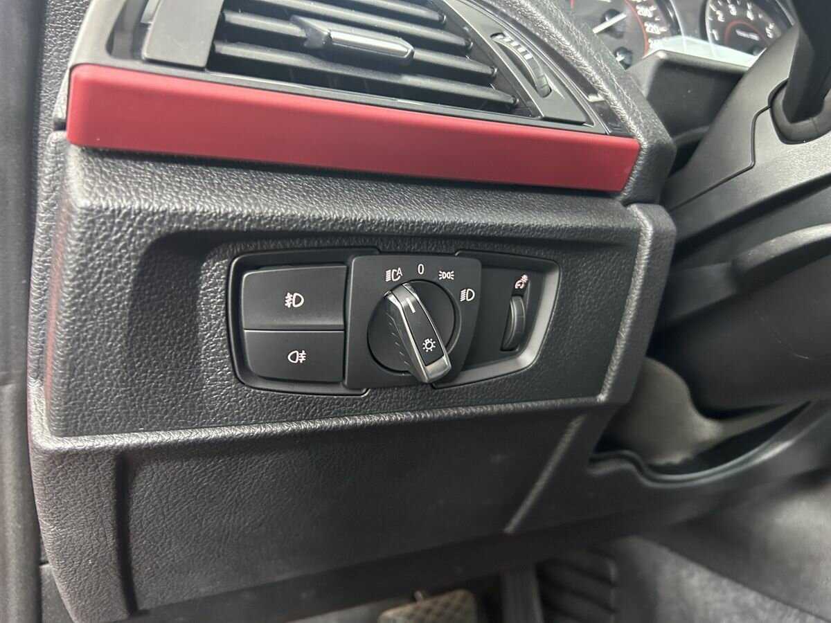 BMW 1 серии 2013 года с пробегом. Фото: #8