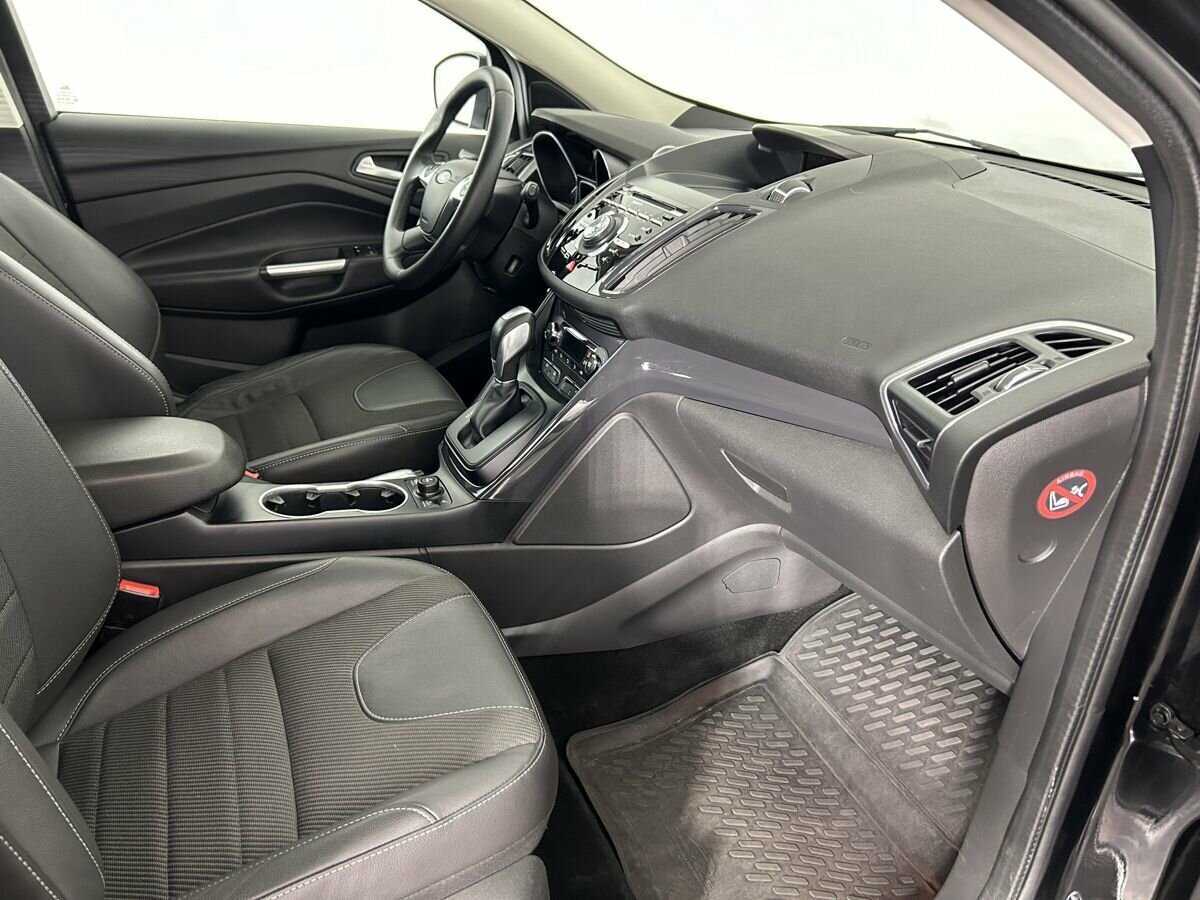 Ford Kuga 2015 года с пробегом. Фото: #12