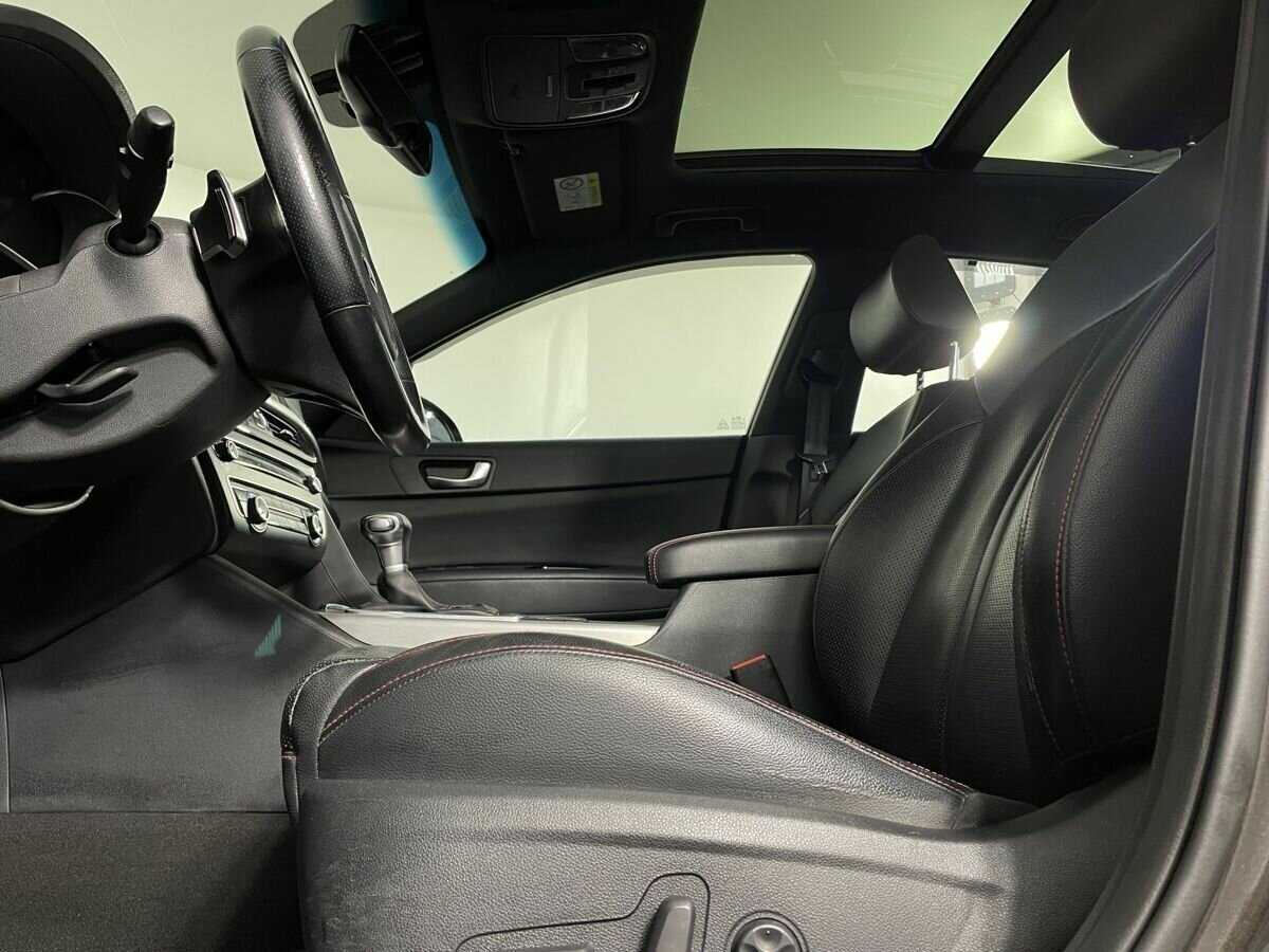 Б/У Киа Оптима 2016 года. Фото: #9