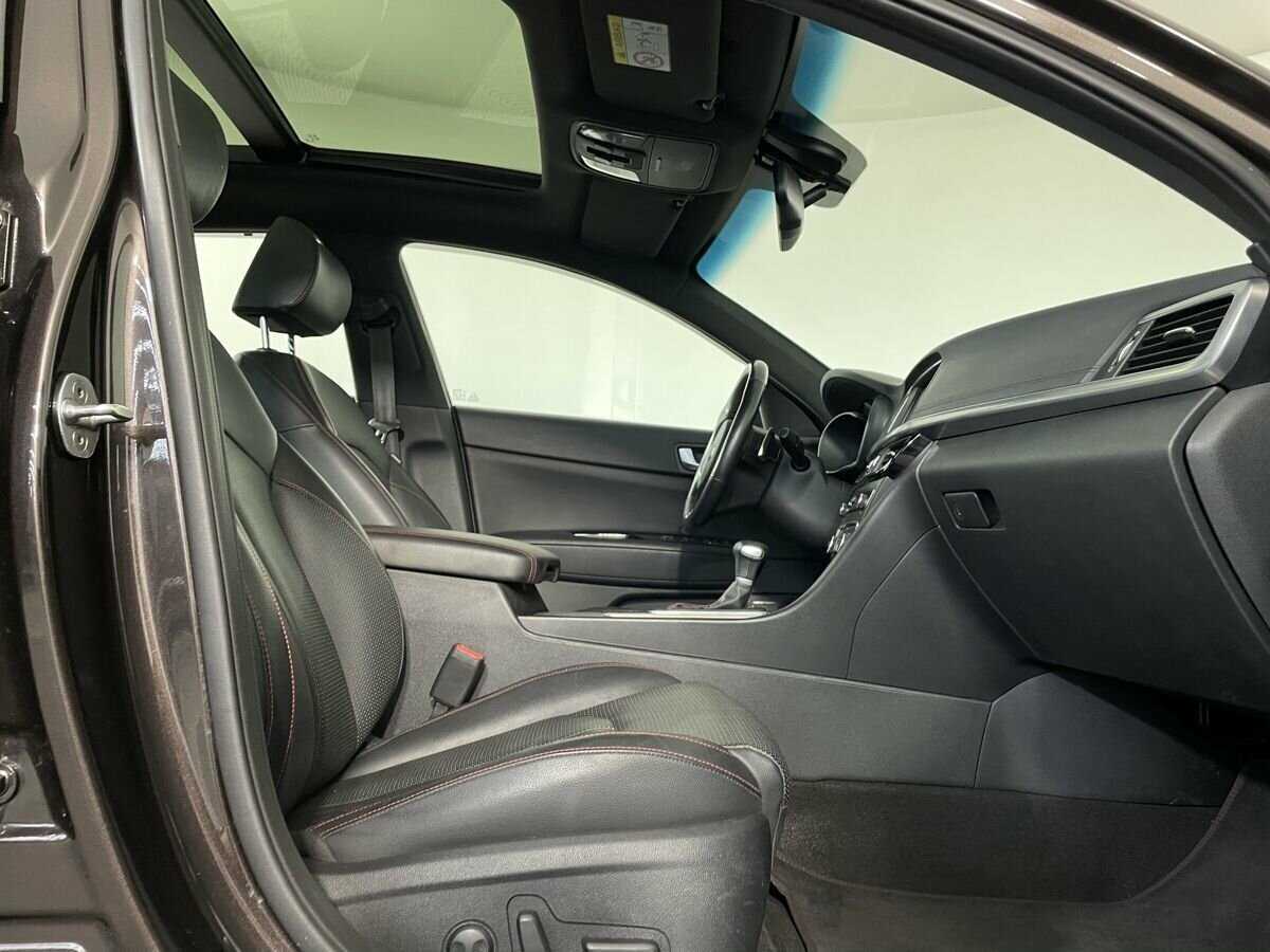 Б/У Киа Оптима 2016 года. Фото: #13