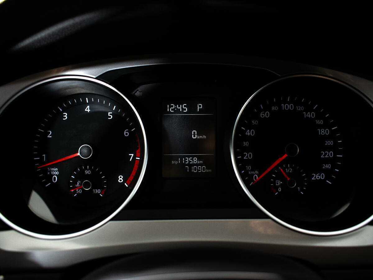 Б/У Фольксваген Джетта 2018 года. Фото: #11