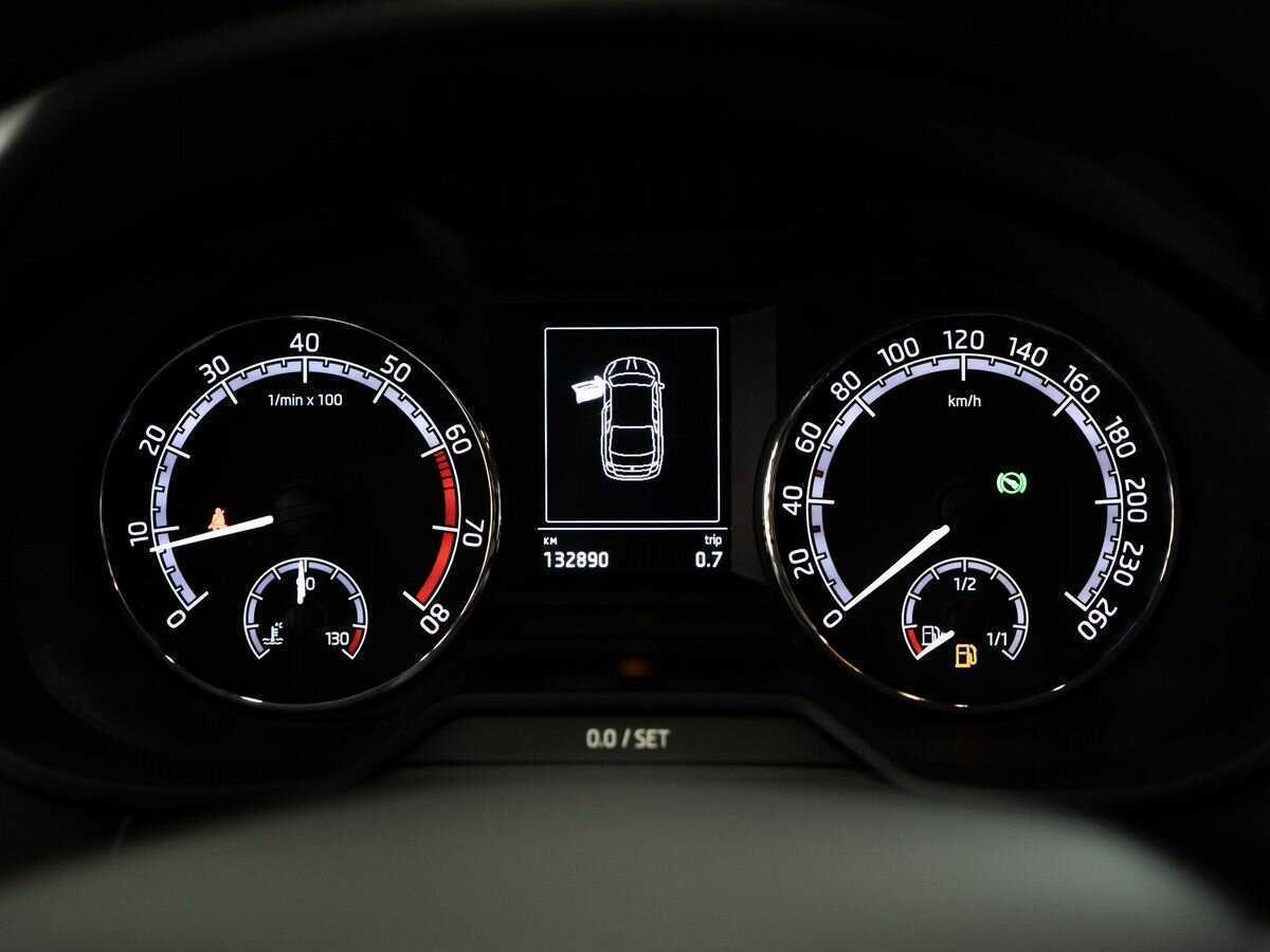 Б/У Шкода Октавия 2018 года. Фото: #9