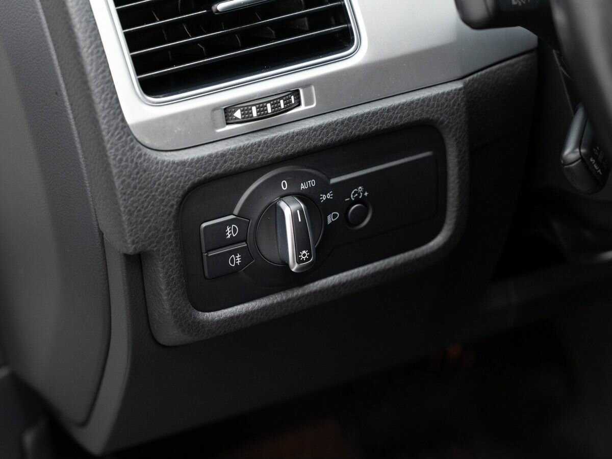 Volkswagen Touareg 2015 года с пробегом. Фото: #16