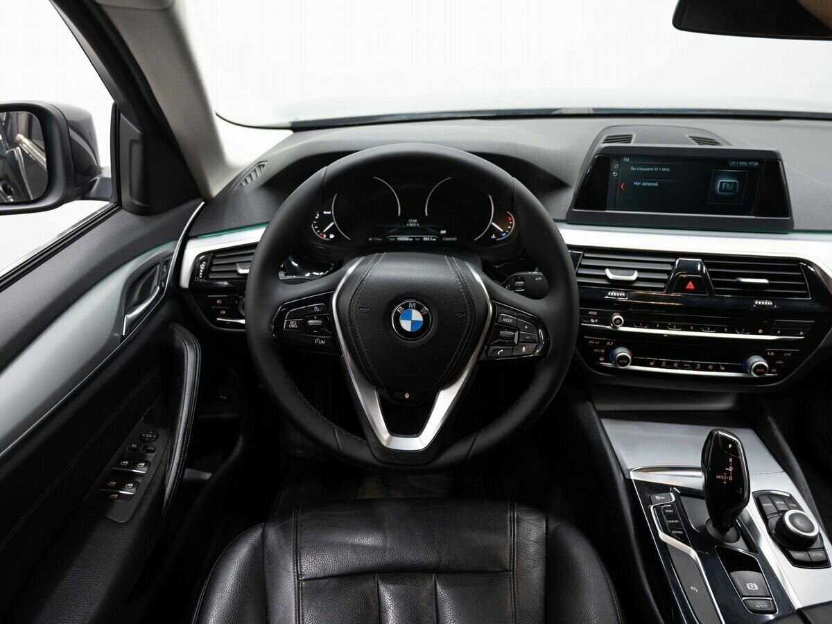 BMW 5 серии 2018 года с пробегом. Фото: #14