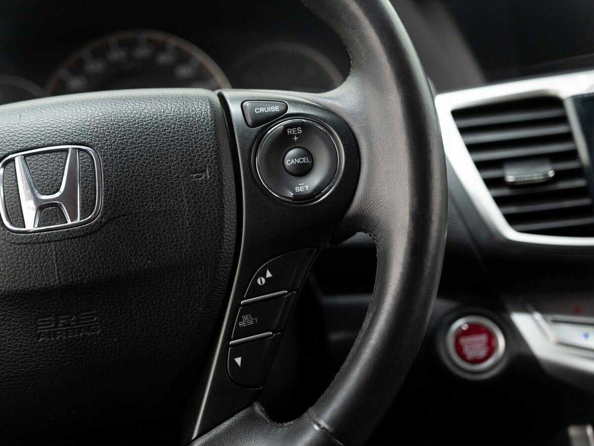 Honda Accord 2013 года с пробегом. Фото: #15