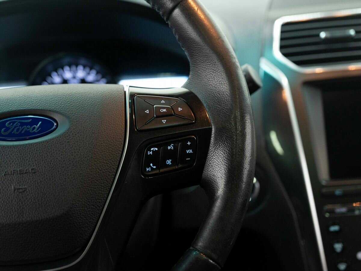 Ford Explorer 2016 года с пробегом. Фото: #16